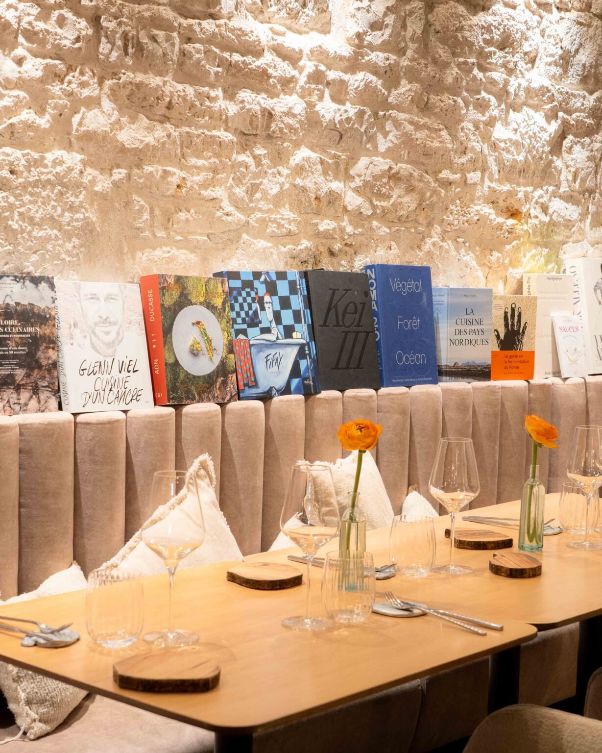 Restaurant gastronomique ouvert le dimanche à Lyon, la salle d'Astral rue Royale